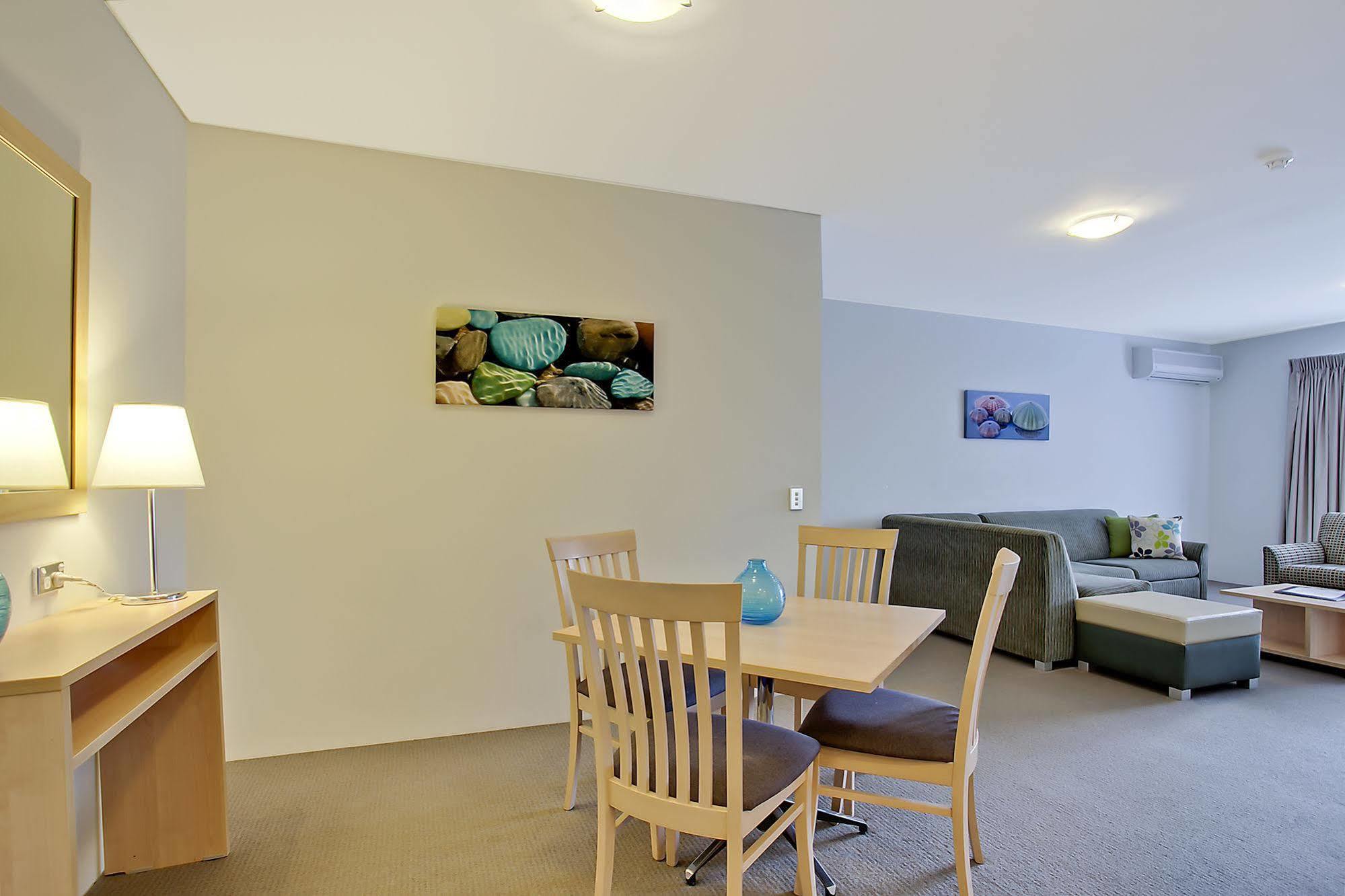 Quality Suites Pioneer Sands Γουολόνγκογκ Εξωτερικό φωτογραφία